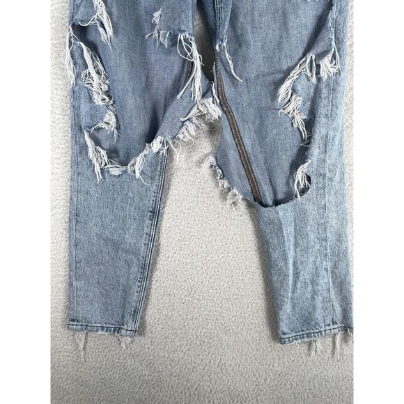 American Eagle Mom Jeans Womens sz 00 Regular Light Wash Blue Distressed Ripped - Picture 9 of 16